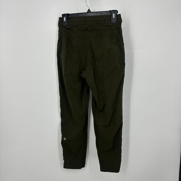Lululemon Dance Studio Mid-Rise Cropped Pant size 4 green casual lightweight - Picture 2 of 10